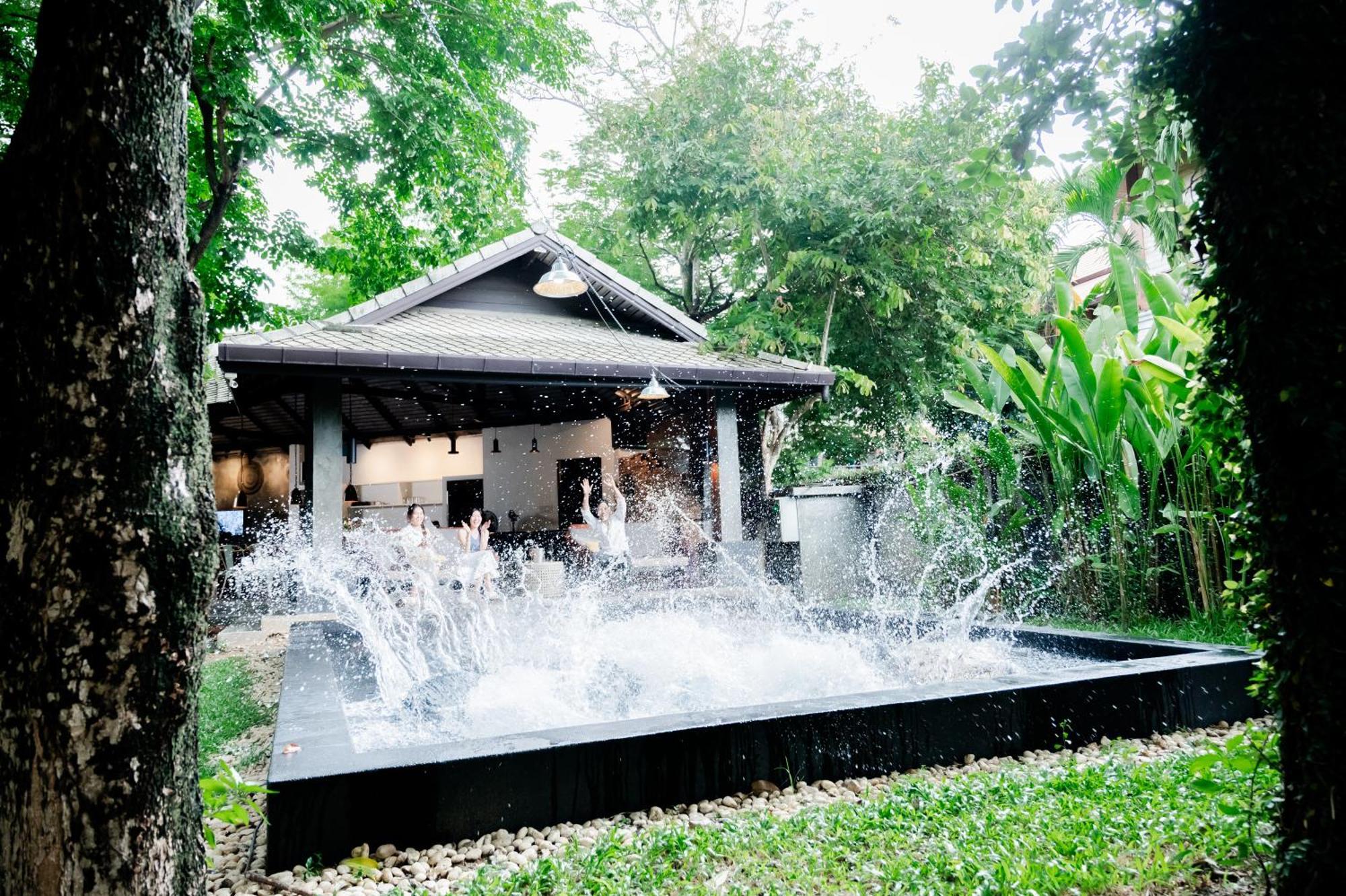 Tolani Southgate Villa Chiang Mai Exteriör bild