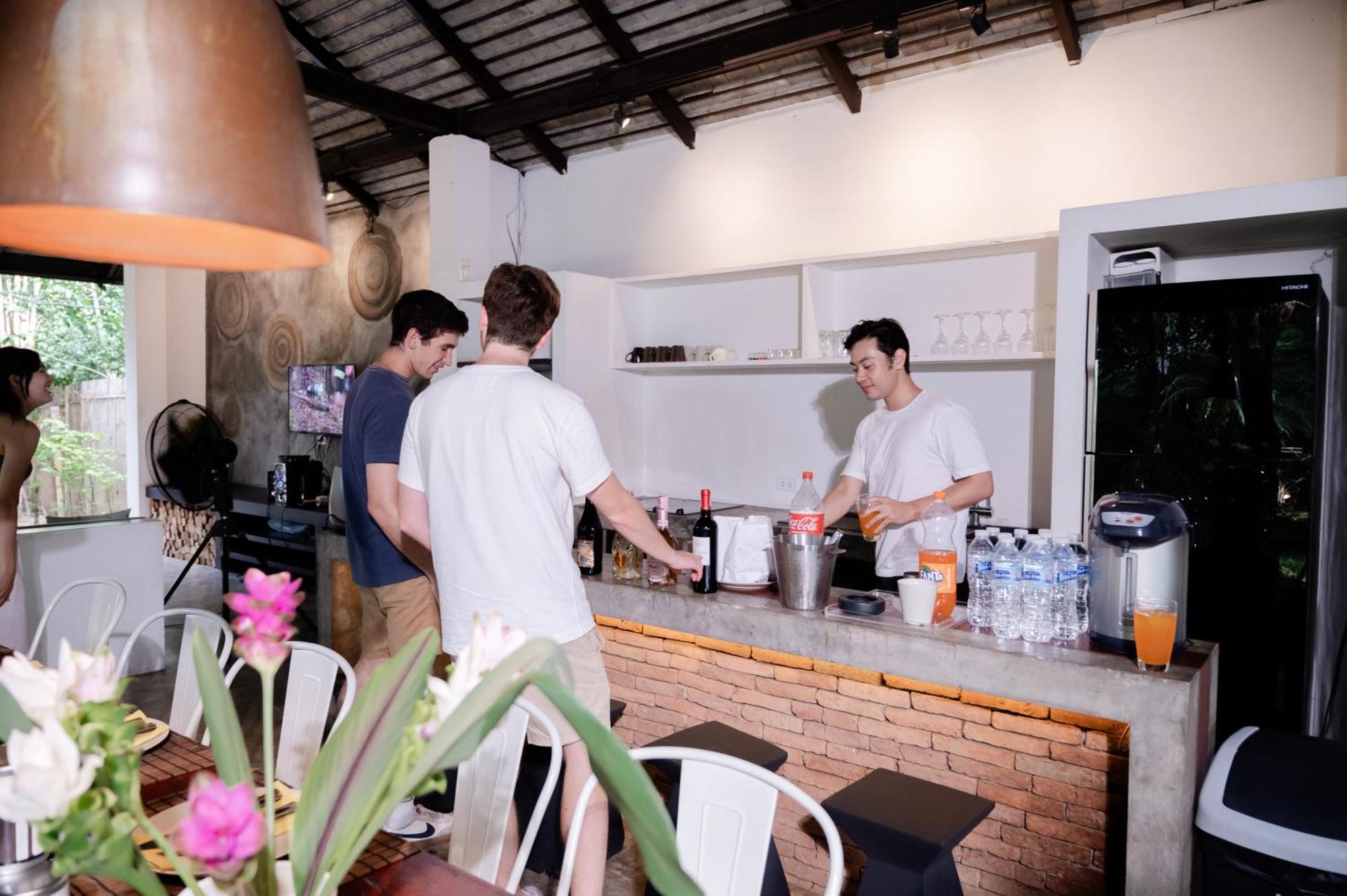 Tolani Southgate Villa Chiang Mai Exteriör bild